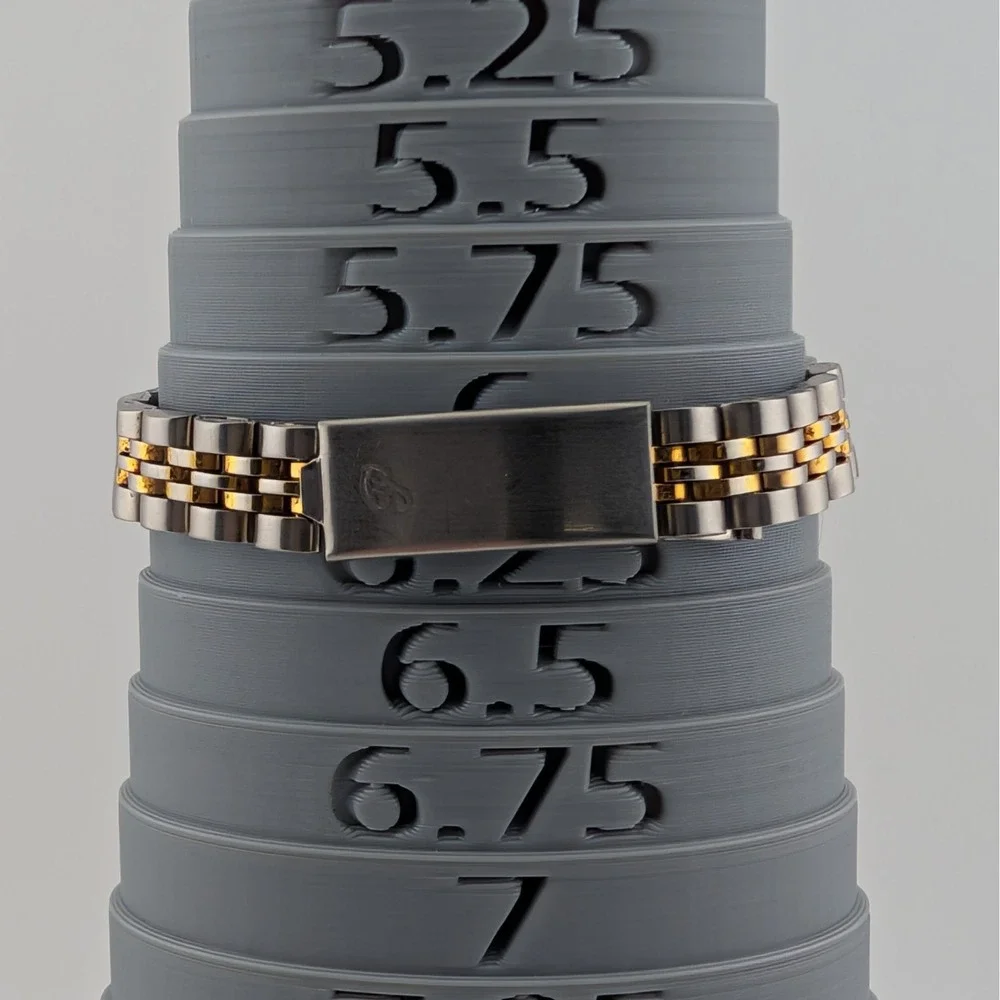 Gruen Precision Quartz Two Tone Fluted Bezel Watch 25mm‎ Silver Sunburst Dial